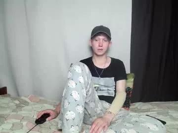 alex_foxy_man from Chaturbate is Freechat