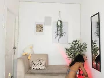 Spur your dreams, talk and cam2cam with smoking hot bigclit and assplay freechat cam hosts. Our picks of naughty trimmed-white, strapon & cheapest-privates-white live cams will incite your thirst. Discover their live productions here for free!
