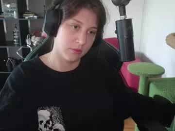 Girls free live sex cams: Check out the satisfaction of typing and cam2cam with our sensual livestreamers, who will teach you all about temptation and desires with their smoking hot physiques.