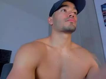 Girls free live sex cams: Check out the satisfaction of typing and cam2cam with our sensual livestreamers, who will teach you all about temptation and desires with their smoking hot physiques.