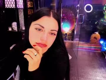 Girls free live sex cams: Check out the satisfaction of typing and cam2cam with our sensual livestreamers, who will teach you all about temptation and desires with their smoking hot physiques.