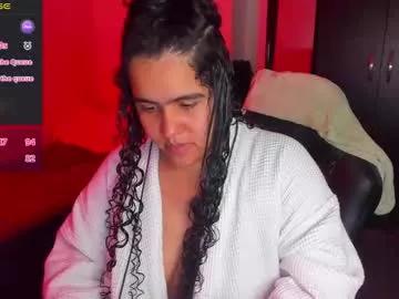 Discover the thrill of findom with our livestreamers, featuring butt-naked wildness while dancing and playing with their intimate vibrating toys.
