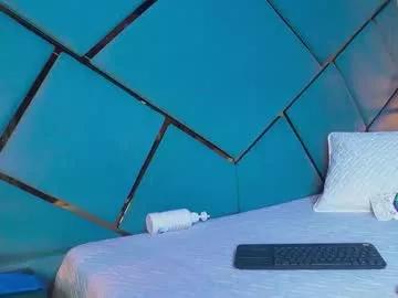 Girls free live sex cams: Check out the satisfaction of typing and cam2cam with our sensual livestreamers, who will teach you all about temptation and desires with their smoking hot physiques.