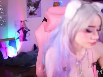 annie_may_may from Chaturbate