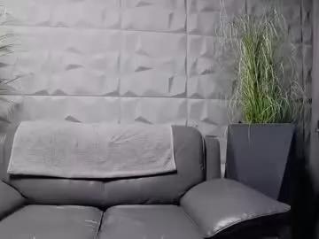 Girls free live sex cams: Check out the satisfaction of typing and cam2cam with our sensual livestreamers, who will teach you all about temptation and desires with their smoking hot physiques.