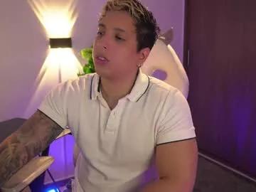 appolo_allen from Chaturbate