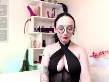 Girls free live sex cams: Check out the satisfaction of typing and cam2cam with our sensual livestreamers, who will teach you all about temptation and desires with their smoking hot physiques.