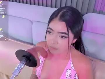 ari_petit from Chaturbate is Freechat