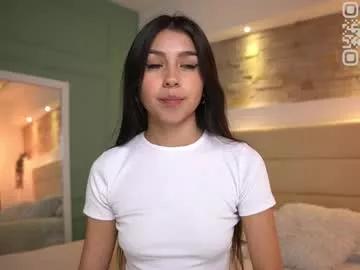 Girls free live sex cams: Check out the satisfaction of typing and cam2cam with our sensual livestreamers, who will teach you all about temptation and desires with their smoking hot physiques.