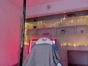 Girls free live sex cams: Check out the satisfaction of typing and cam2cam with our sensual livestreamers, who will teach you all about temptation and desires with their smoking hot physiques.