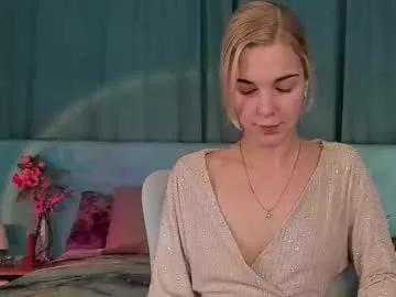 Girls free live sex cams: Check out the satisfaction of typing and cam2cam with our sensual livestreamers, who will teach you all about temptation and desires with their smoking hot physiques.