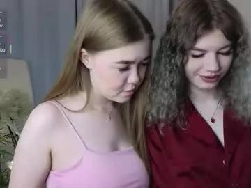 berry_bloom from Chaturbate is Freechat