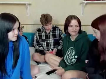 Girls free live sex cams: Check out the satisfaction of typing and cam2cam with our sensual livestreamers, who will teach you all about temptation and desires with their smoking hot physiques.