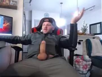 biggreysweats from Chaturbate