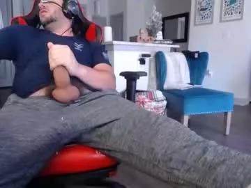 biggreysweats from Chaturbate