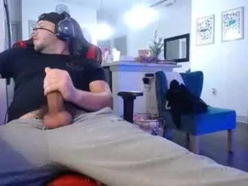 biggreysweats from Chaturbate