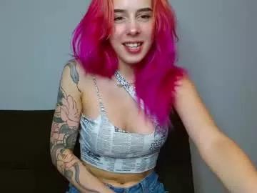 Girls free live sex cams: Check out the satisfaction of typing and cam2cam with our sensual livestreamers, who will teach you all about temptation and desires with their smoking hot physiques.