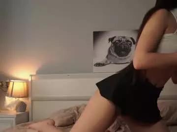 blissdilley model from Chaturbate