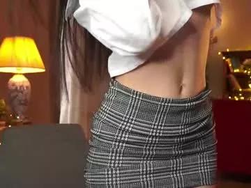 blissdilley model from Chaturbate