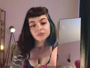 Girls free live sex cams: Check out the satisfaction of typing and cam2cam with our sensual livestreamers, who will teach you all about temptation and desires with their smoking hot physiques.