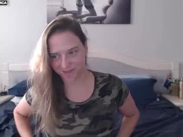 Girls free live sex cams: Check out the satisfaction of typing and cam2cam with our sensual livestreamers, who will teach you all about temptation and desires with their smoking hot physiques.