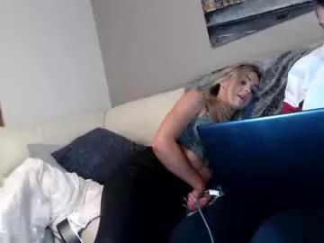 bobbydangler187 from Chaturbate