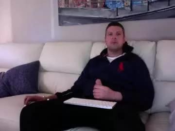 bobbydangler187 from Chaturbate