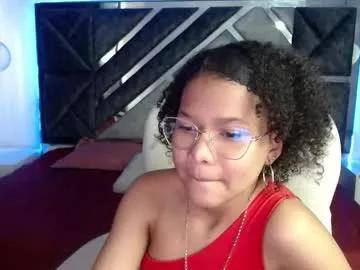 Brhisney webcams show profile image 
