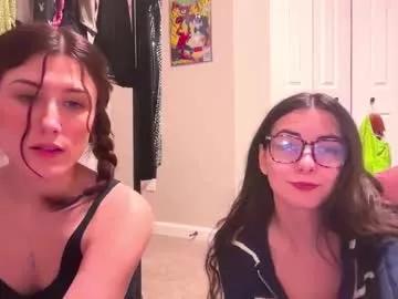Spur your dreams, talk and cam2cam with smoking hot bigclit and assplay freechat cam hosts. Our picks of naughty trimmed-white, strapon & cheapest-privates-white live cams will incite your thirst. Discover their live productions here for free!