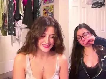 Spur your dreams, talk and cam2cam with smoking hot bigclit and assplay freechat cam hosts. Our picks of naughty trimmed-white, strapon & cheapest-privates-white live cams will incite your thirst. Discover their live productions here for free!