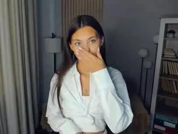 Girls free live sex cams: Check out the satisfaction of typing and cam2cam with our sensual livestreamers, who will teach you all about temptation and desires with their smoking hot physiques.