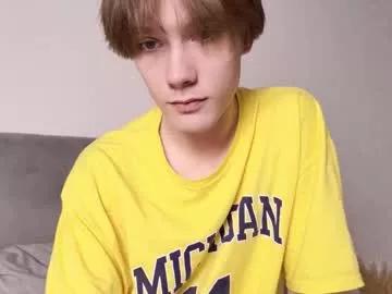 Girls free live sex cams: Check out the satisfaction of typing and cam2cam with our sensual livestreamers, who will teach you all about temptation and desires with their smoking hot physiques.