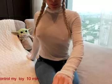 Spur your dreams, talk and cam2cam with smoking hot bigclit and assplay freechat cam hosts. Our picks of naughty trimmed-white, strapon & cheapest-privates-white live cams will incite your thirst. Discover their live productions here for free!