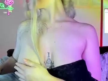 Girls free live sex cams: Check out the satisfaction of typing and cam2cam with our sensual livestreamers, who will teach you all about temptation and desires with their smoking hot physiques.