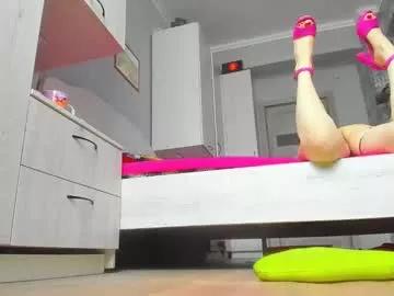 Girls free live sex cams: Check out the satisfaction of typing and cam2cam with our sensual livestreamers, who will teach you all about temptation and desires with their smoking hot physiques.