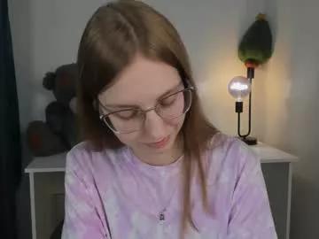 Girls free live sex cams: Check out the satisfaction of typing and cam2cam with our sensual livestreamers, who will teach you all about temptation and desires with their smoking hot physiques.