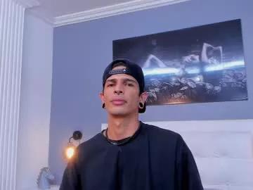 chris_newman from Chaturbate is Freechat