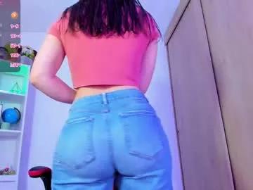 Spur your dreams, talk and cam2cam with smoking hot bigclit and assplay freechat cam hosts. Our picks of naughty trimmed-white, strapon & cheapest-privates-white live cams will incite your thirst. Discover their live productions here for free!