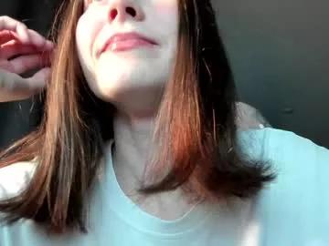 Spur your dreams, talk and cam2cam with smoking hot bigclit and assplay freechat cam hosts. Our picks of naughty trimmed-white, strapon & cheapest-privates-white live cams will incite your thirst. Discover their live productions here for free!
