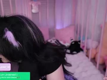 Girls free live sex cams: Check out the satisfaction of typing and cam2cam with our sensual livestreamers, who will teach you all about temptation and desires with their smoking hot physiques.