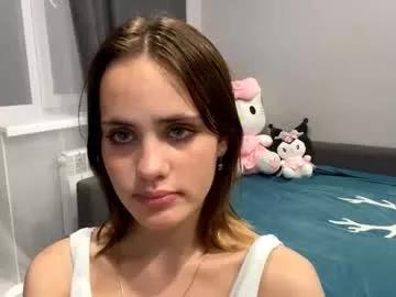 Girls free live sex cams: Check out the satisfaction of typing and cam2cam with our sensual livestreamers, who will teach you all about temptation and desires with their smoking hot physiques.