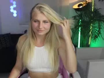 Photos of crystal_blond from Chaturbate is Freechat