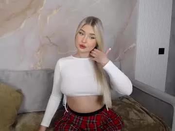 Girls free live sex cams: Check out the satisfaction of typing and cam2cam with our sensual livestreamers, who will teach you all about temptation and desires with their smoking hot physiques.