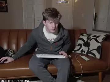 deeyungguy from Chaturbate