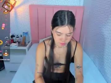 Girls free live sex cams: Check out the satisfaction of typing and cam2cam with our sensual livestreamers, who will teach you all about temptation and desires with their smoking hot physiques.