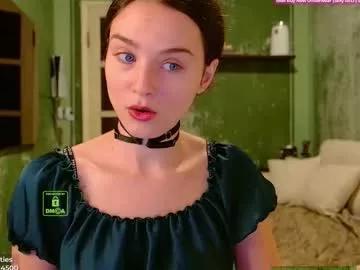 Girls free live sex cams: Check out the satisfaction of typing and cam2cam with our sensual livestreamers, who will teach you all about temptation and desires with their smoking hot physiques.