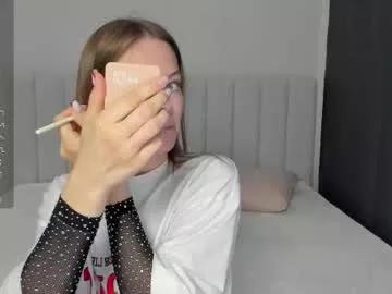 Girls free live sex cams: Check out the satisfaction of typing and cam2cam with our sensual livestreamers, who will teach you all about temptation and desires with their smoking hot physiques.