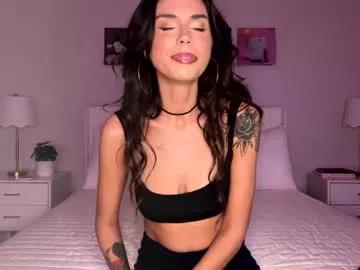 Girls free live sex cams: Check out the satisfaction of typing and cam2cam with our sensual livestreamers, who will teach you all about temptation and desires with their smoking hot physiques.