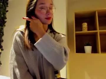 Girls free live sex cams: Check out the satisfaction of typing and cam2cam with our sensual livestreamers, who will teach you all about temptation and desires with their smoking hot physiques.