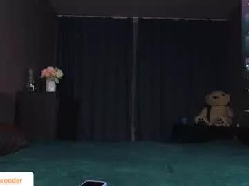 elliswonder model from Chaturbate